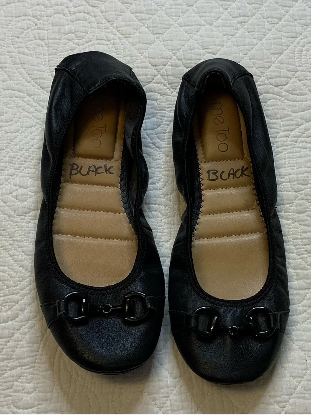 me too Olympia Skimmer Black Ballet Flats with Decorative Horse Bit Detail